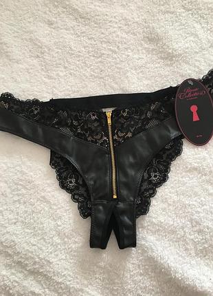 Шкіряні трусики з відкритим доступом
