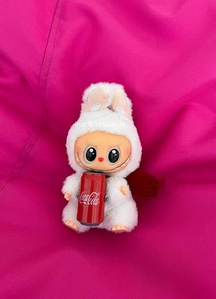 Іграшка лабубу кока кола