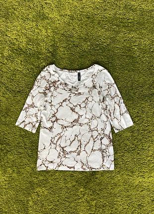 Marc cain стильна футболка в рубчик зі свіжих колекцій