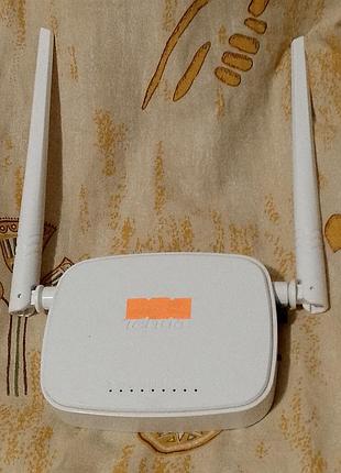 Wifi точка доступа и роутер
 на 3 порта выход проводной   //   1 вход проводной