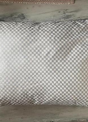 Подушка перьевая,  новая  50 на 70