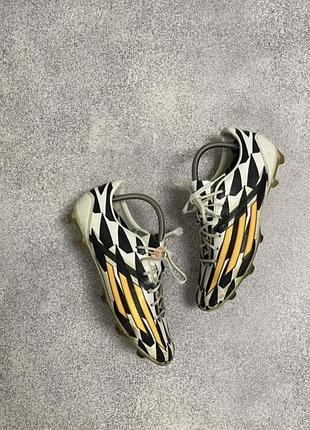 Футбольні бутси adidas оригінал