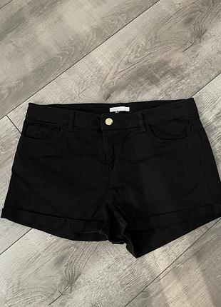 Шорти чорні жіночі