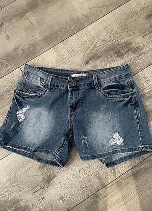 Джинсові шорти жіночі