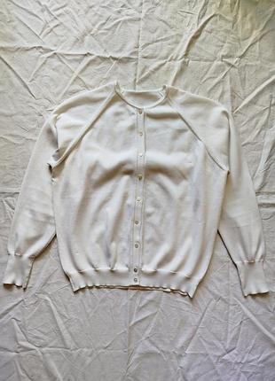 Кофта на гудзики біла жіноча свитер белый s m светр з рукавами манжетами