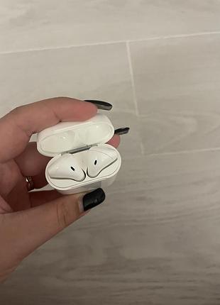 Бездротові навушники airpods в подарунок чохол