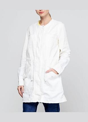 Куртка женская белая stradivarius s