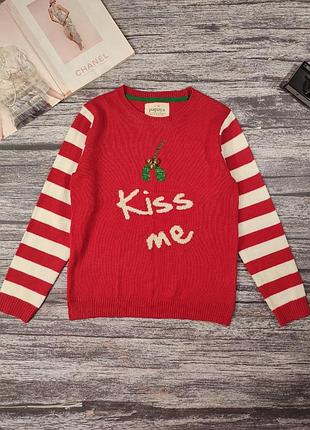 Новогодний свитер с колокольчиками