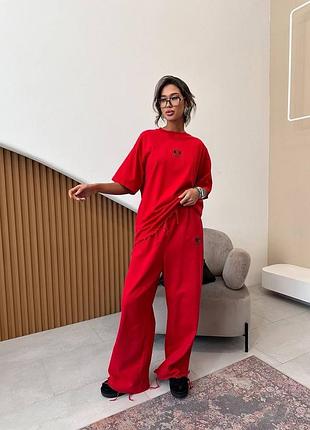 Женский костюм