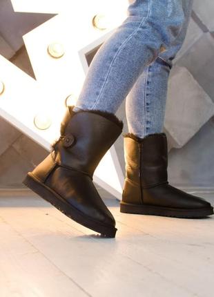 Мягкие зимние сапоги ugg australia в черном цвете