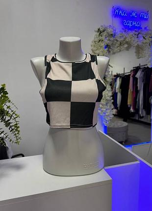 Легкий топ missguided