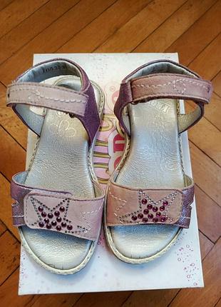 Сандалии для девочки кожаные froddo 25 размер