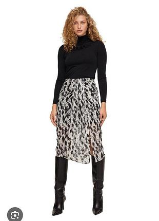 Легкая юбка mng.