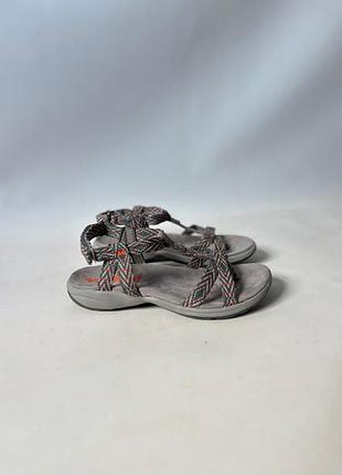 Сандалі trespass