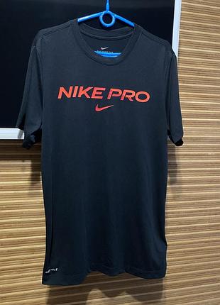 Футболка nike pro