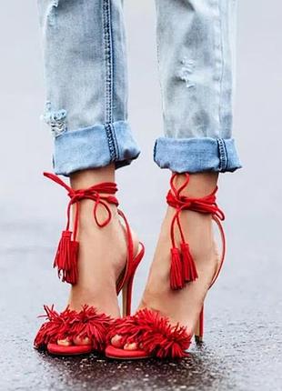 Босоніжки river island