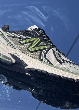 Чоловічі кросівки new balance 860v2