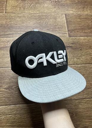 Чоловіча кепка бейсболка oakley new era