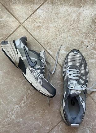 Кросівки жіночі/чоловічі nike v2k run grey