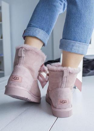 Шикарные женские сапоги ugg australia розовые с бантом5 фото