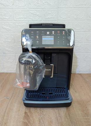 Кавомашина philips 5500 series (з холодними напоями)
