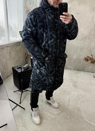 🔥 розпродаж! низька ціна! чорна чоловіча довга куртка пуховик з принтами