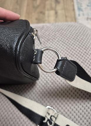 Бананка guess 4