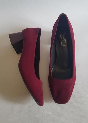 Туфлі з квадратним носом m&s