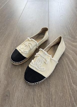 Еспадрильї chanel