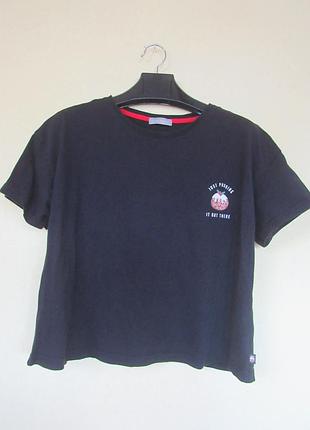 Укорочена базова чорна футболка від new look