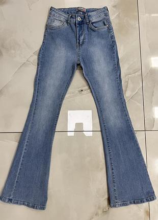 Джинсы клеш, женские джинсы