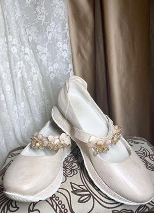 Лофери на резинці , дуже ніжні , зручні