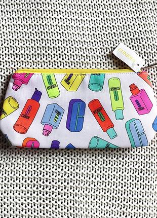 Нова косметичка clinique