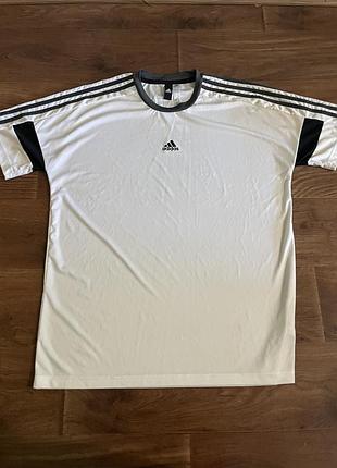Футболка adidas tee white