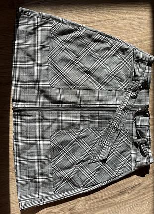 Спідниця в квадратик