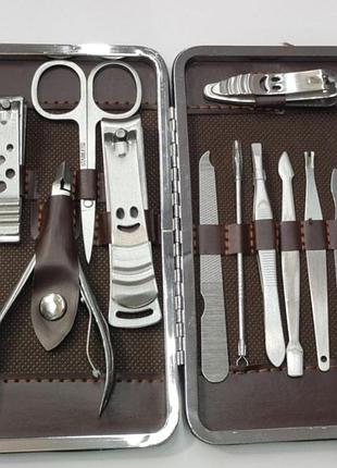 Маникюрный набор, 12 предметов в удобном футляре dr-0192
