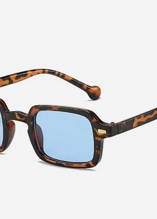 Нові сонцезахисні окуляри