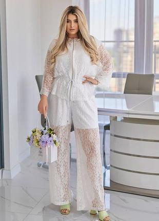 Брючный костюм женский