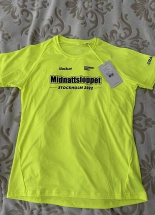 Футболка для занять спортом