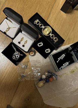 Сережки avon 200 грн