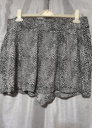 Штапельні жіночі літні шорти  m&s collection