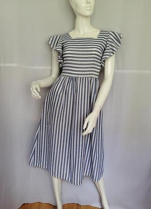 Платье в полоску