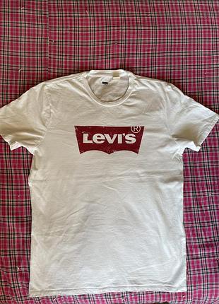 Футболка levi’s. розмір м