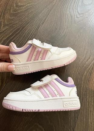 Кроссовки adidas оригинал p.23