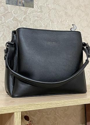 Чорна сумка для жінок від бренду karlos marconi