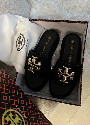 Шлопанці tory burch