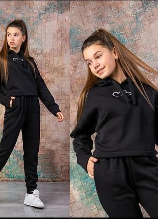 Очень классный костюм на девочку