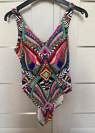 Купальник суцільний, на розмір хс