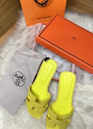 Літні шльопанці жіночі