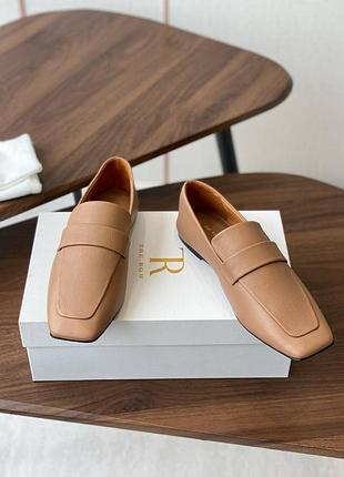 Лоферы женские